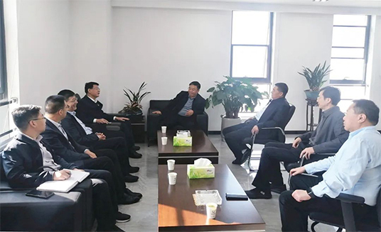 劉萬祥拜訪甘肅能化集團黨委書記、董事長謝曉鋒